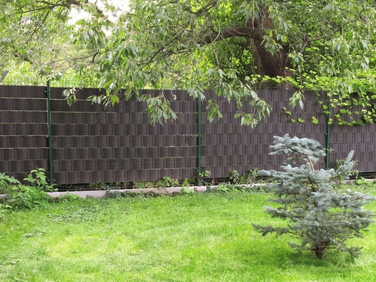 Taśma ogrodzeniowa do paneli 19X255 ciemny brąz